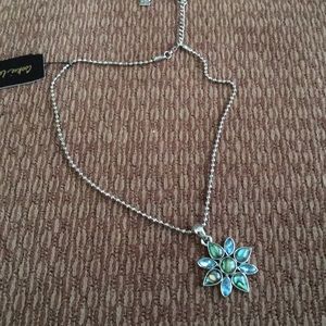 BNWT Cookie Lee necklace
